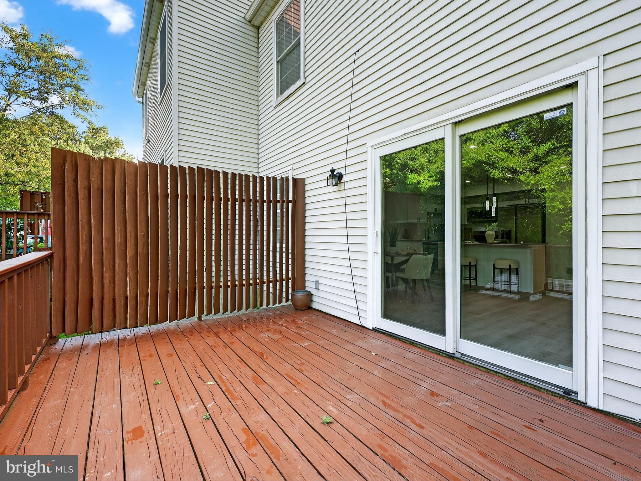 MAPLE RIDGE - Residential