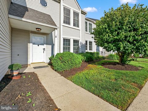 10 MAPLE DRIVE CONSHOHOCKEN PA 19428