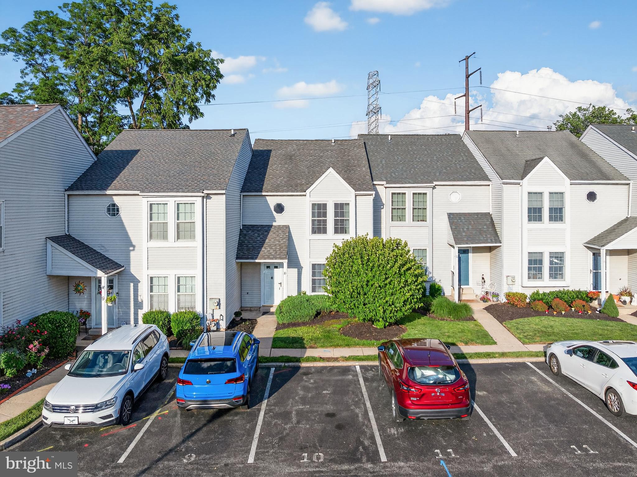 MAPLE RIDGE - Residential