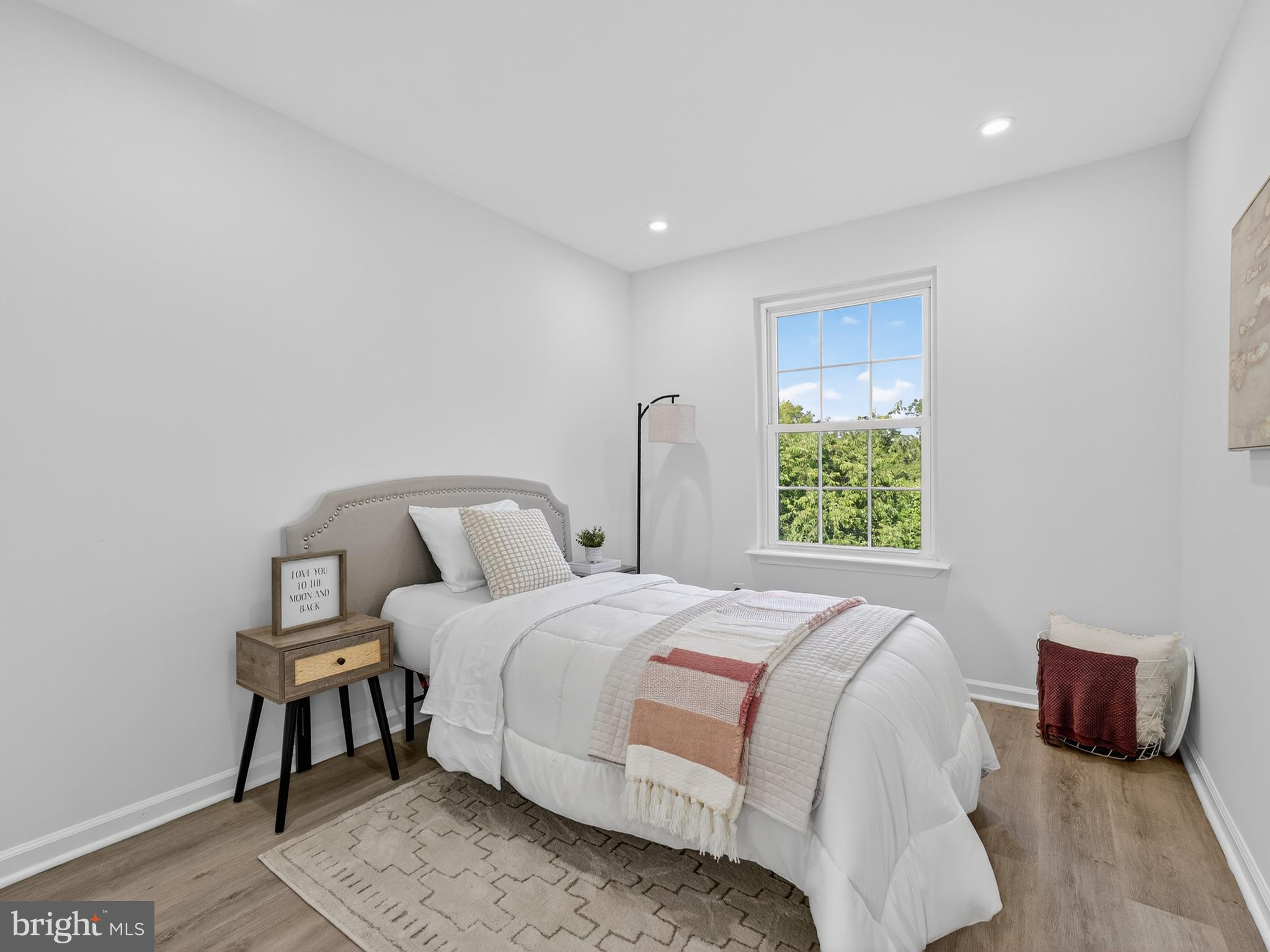 MAPLE RIDGE - Residential