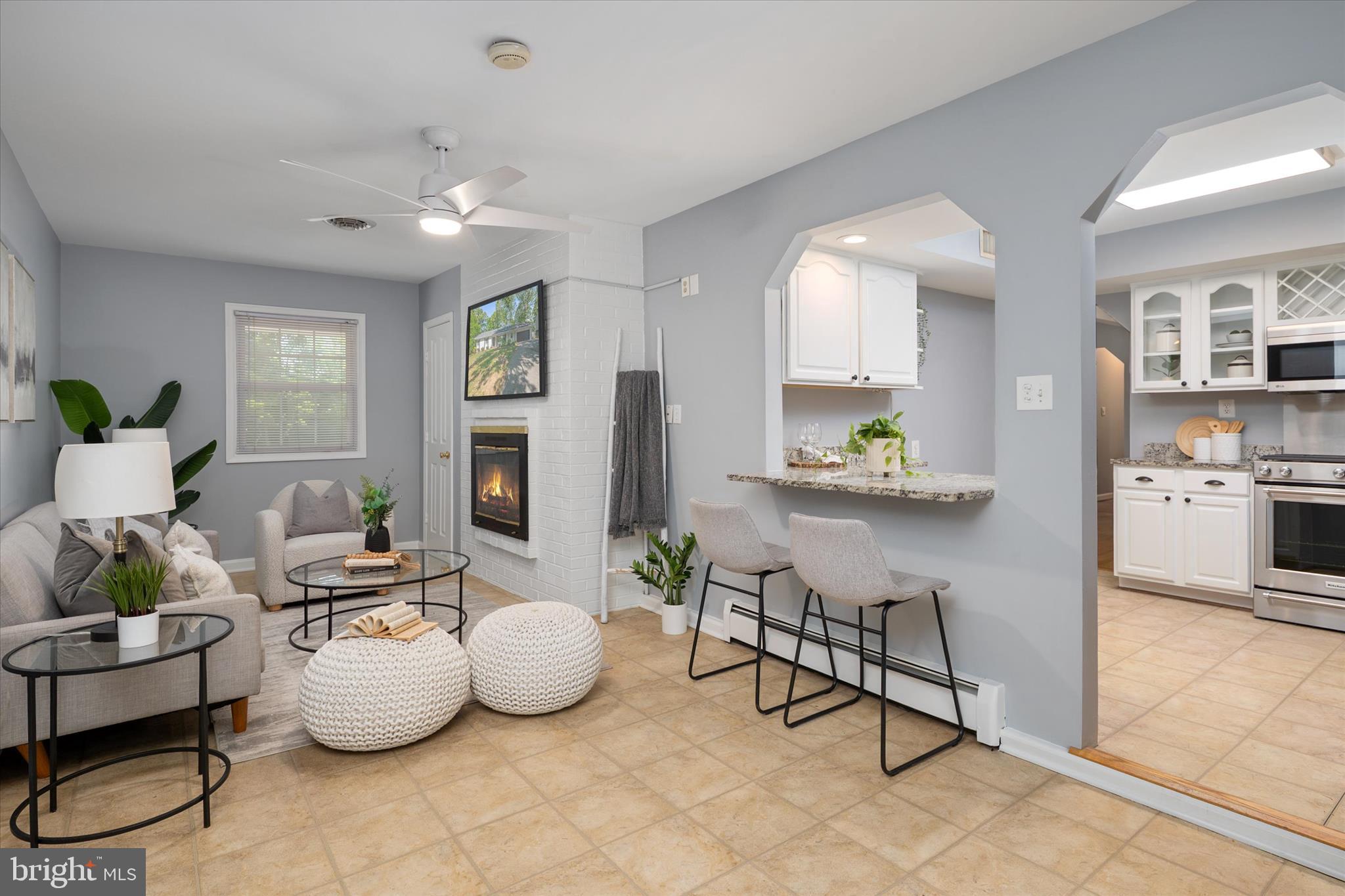 CARROLLTON MANOR - Residential