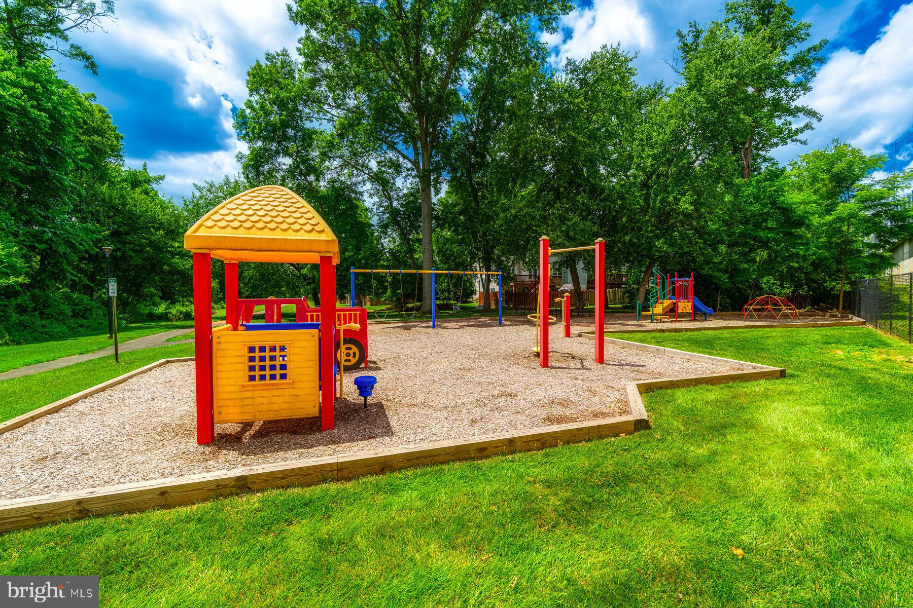 DUNN LORING VILLAGE - Residential