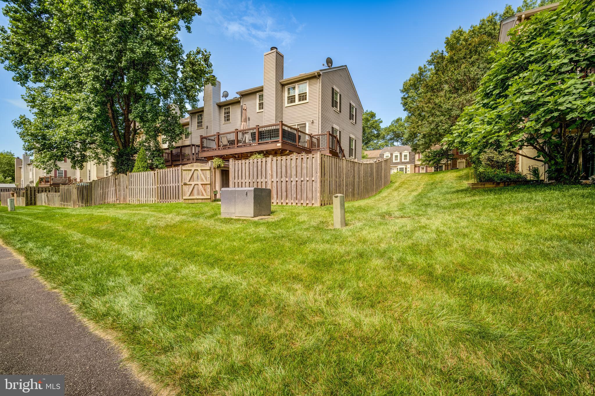 DUNN LORING VILLAGE - Residential