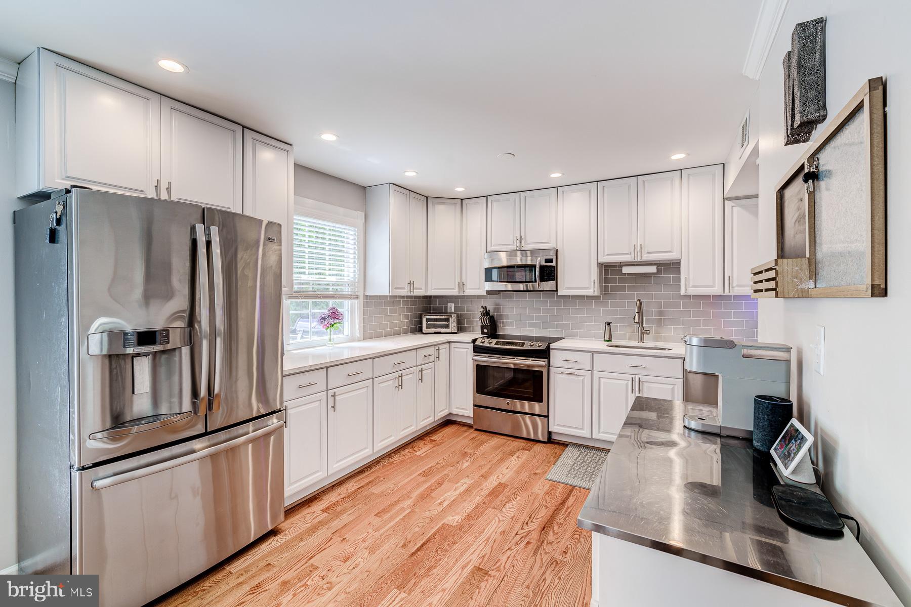 DUNN LORING VILLAGE - Residential