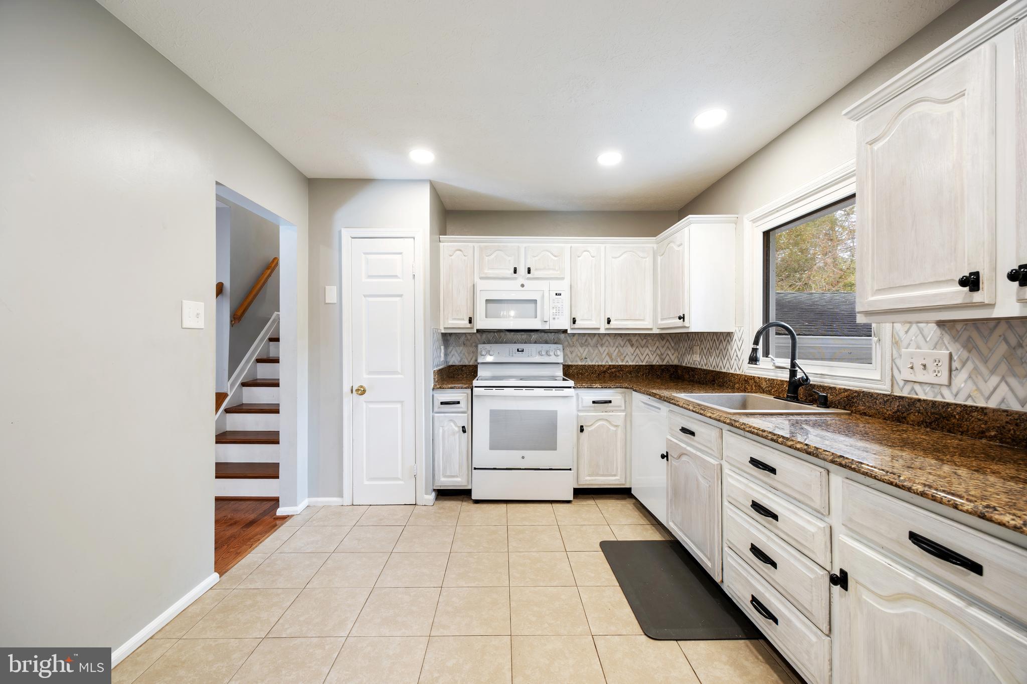 4649 DAPPLE COURT