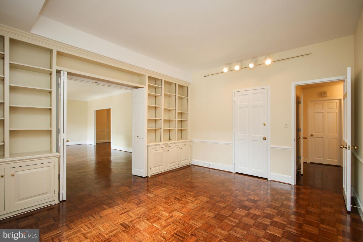 8101 CONN AVE - Residential