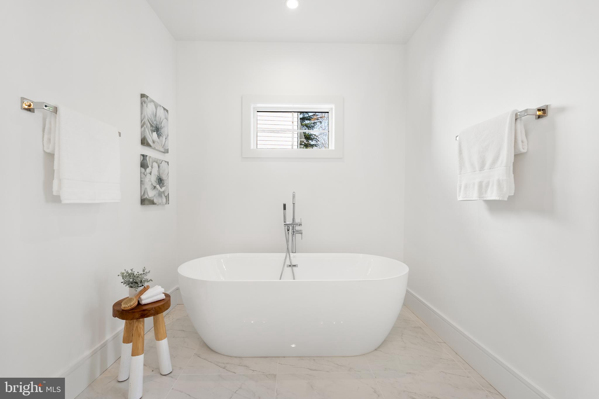 WESTMORELAND HILLS - Residential