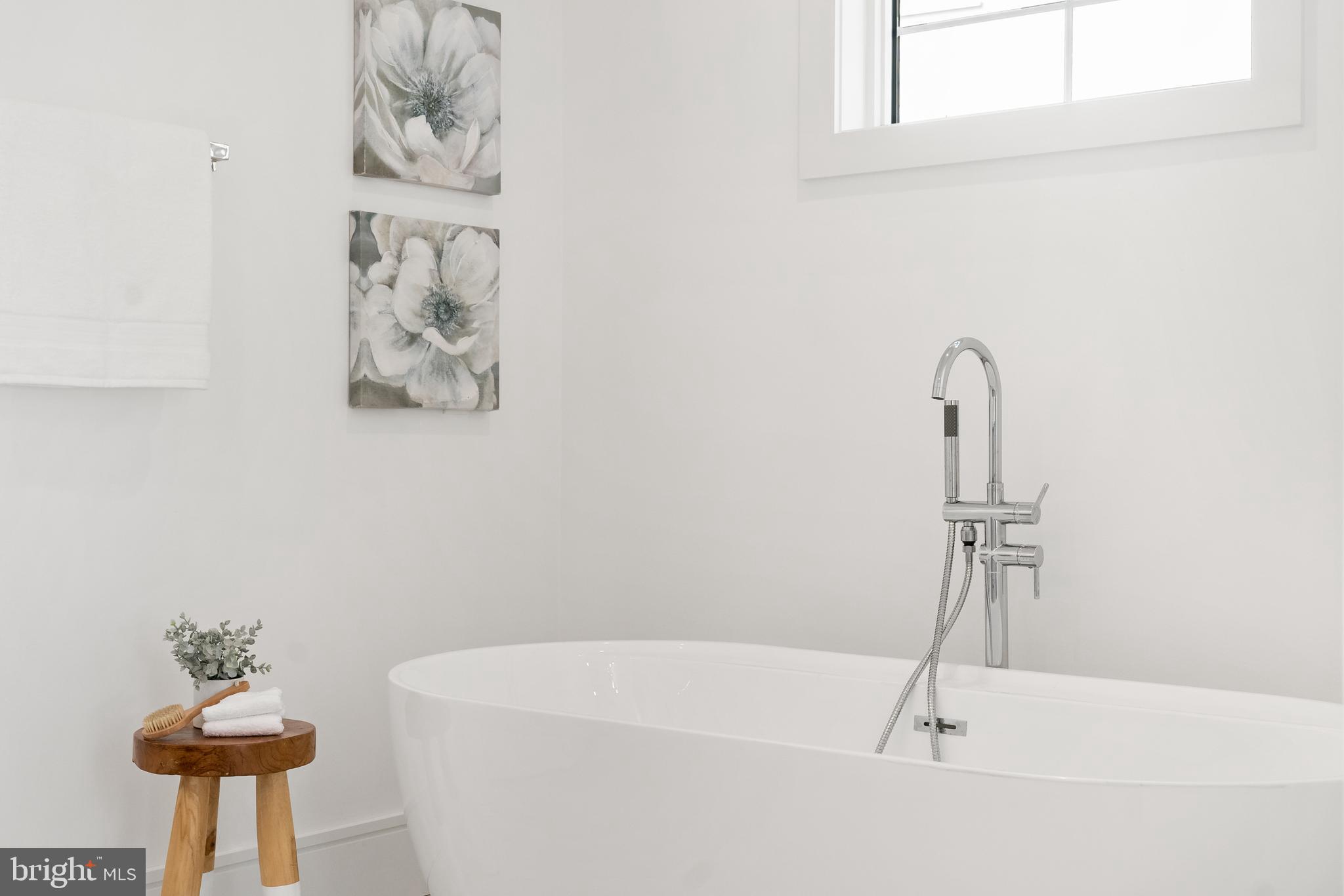 WESTMORELAND HILLS - Residential