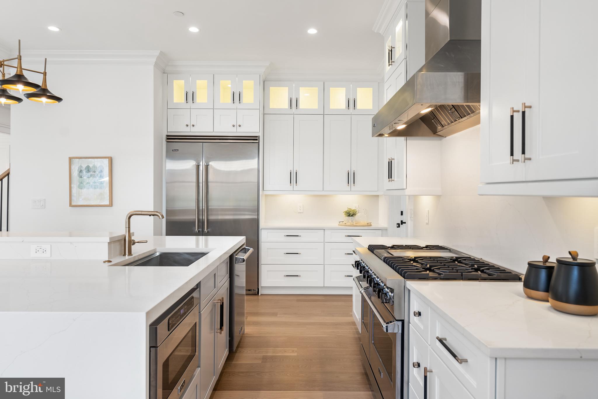 WESTMORELAND HILLS - Residential