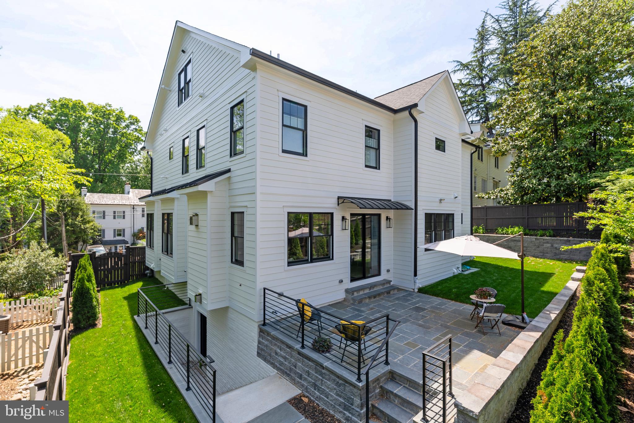 WESTMORELAND HILLS - Residential