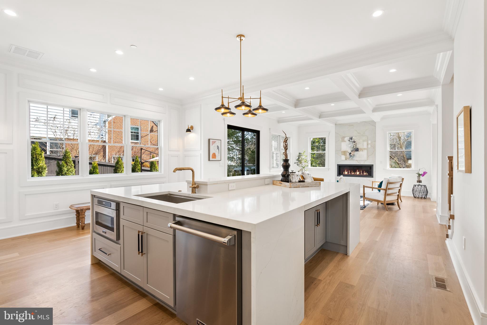 WESTMORELAND HILLS - Residential