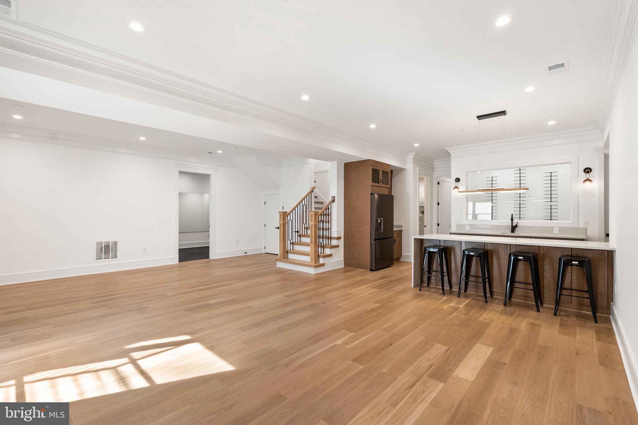 WESTMORELAND HILLS - Residential