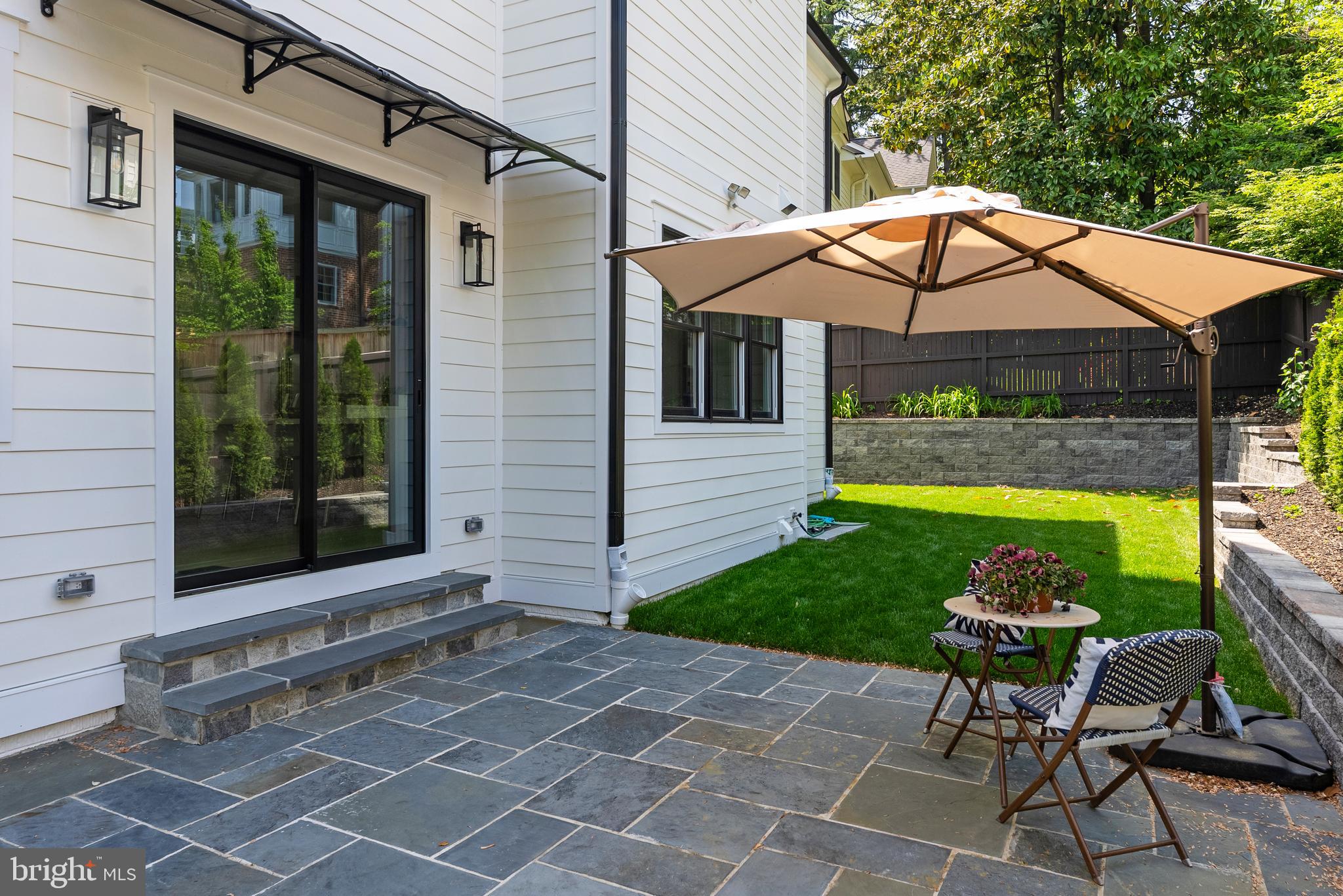 WESTMORELAND HILLS - Residential