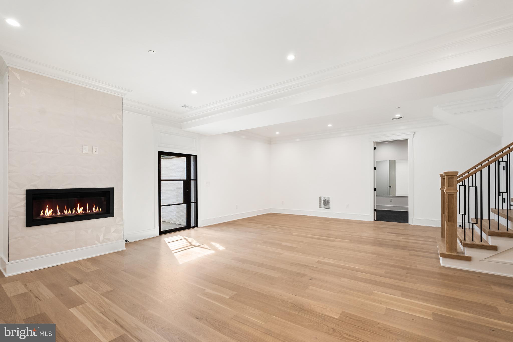 WESTMORELAND HILLS - Residential