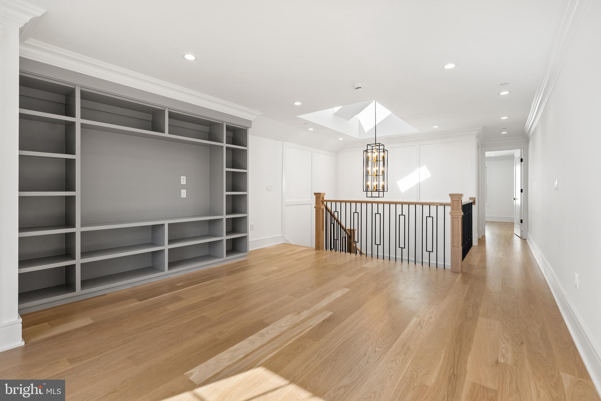 WESTMORELAND HILLS - Residential