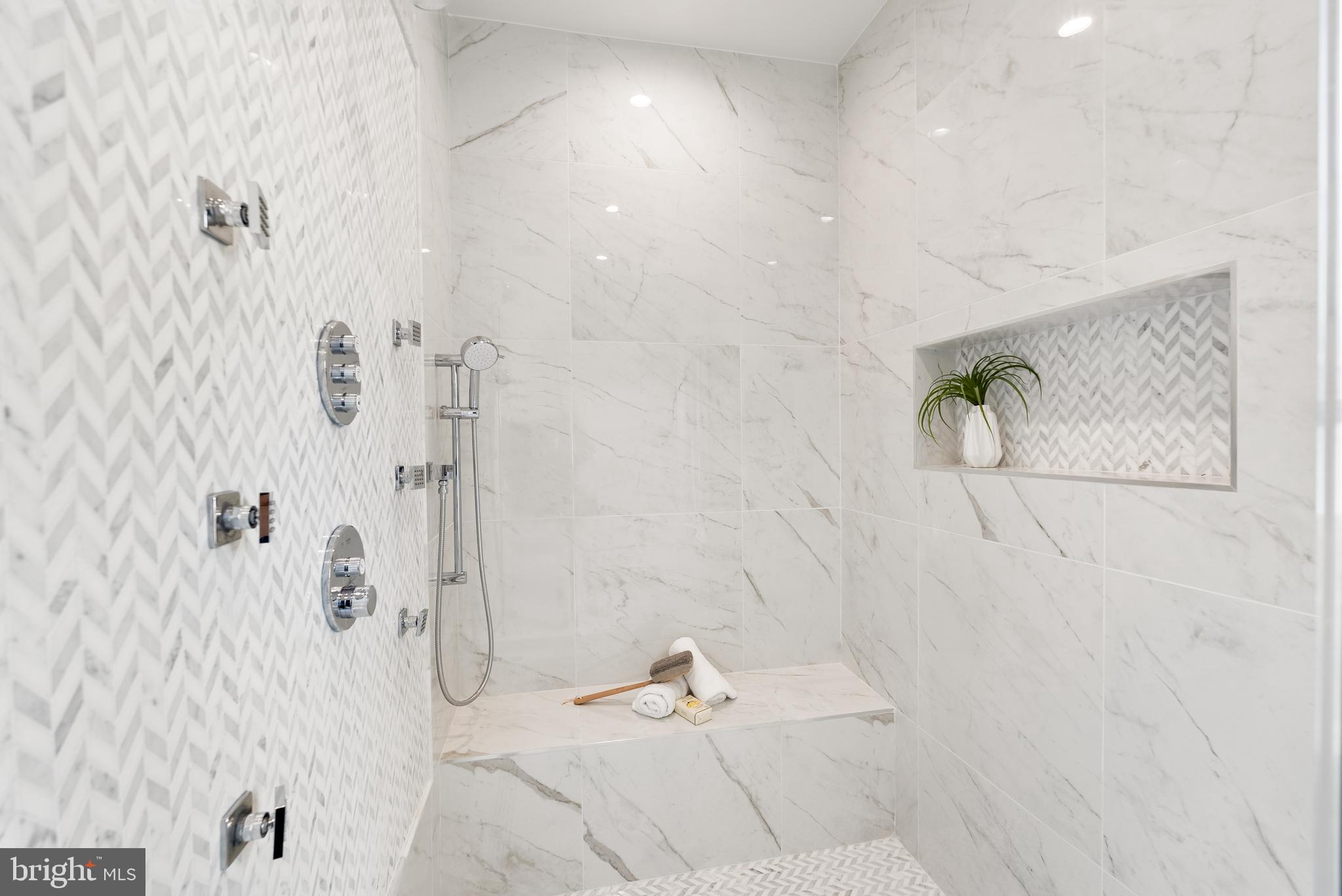 WESTMORELAND HILLS - Residential