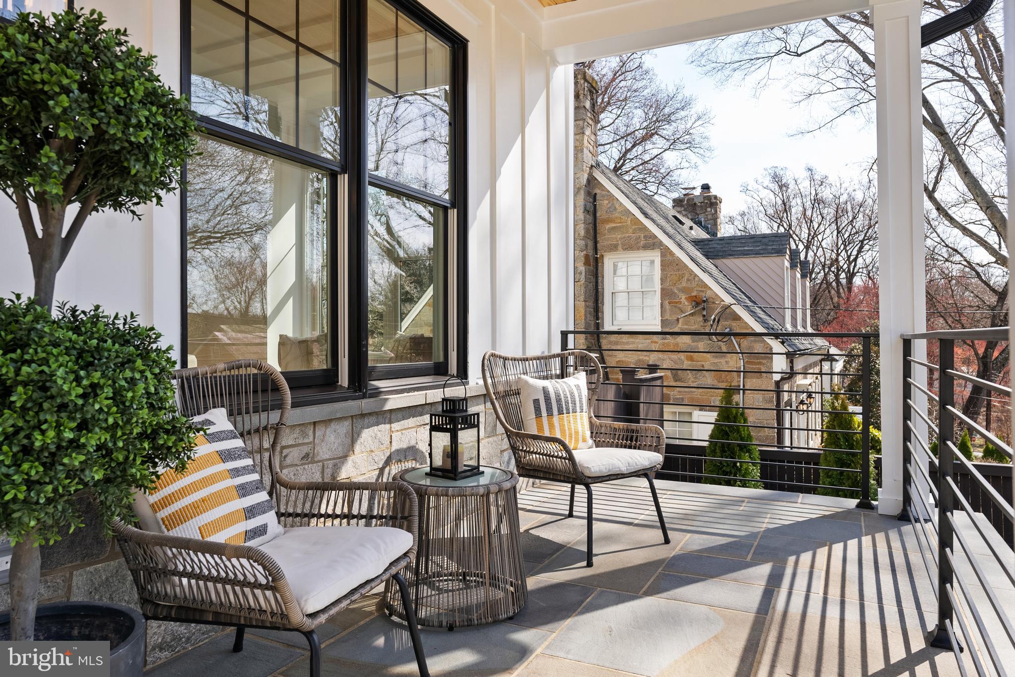 WESTMORELAND HILLS - Residential