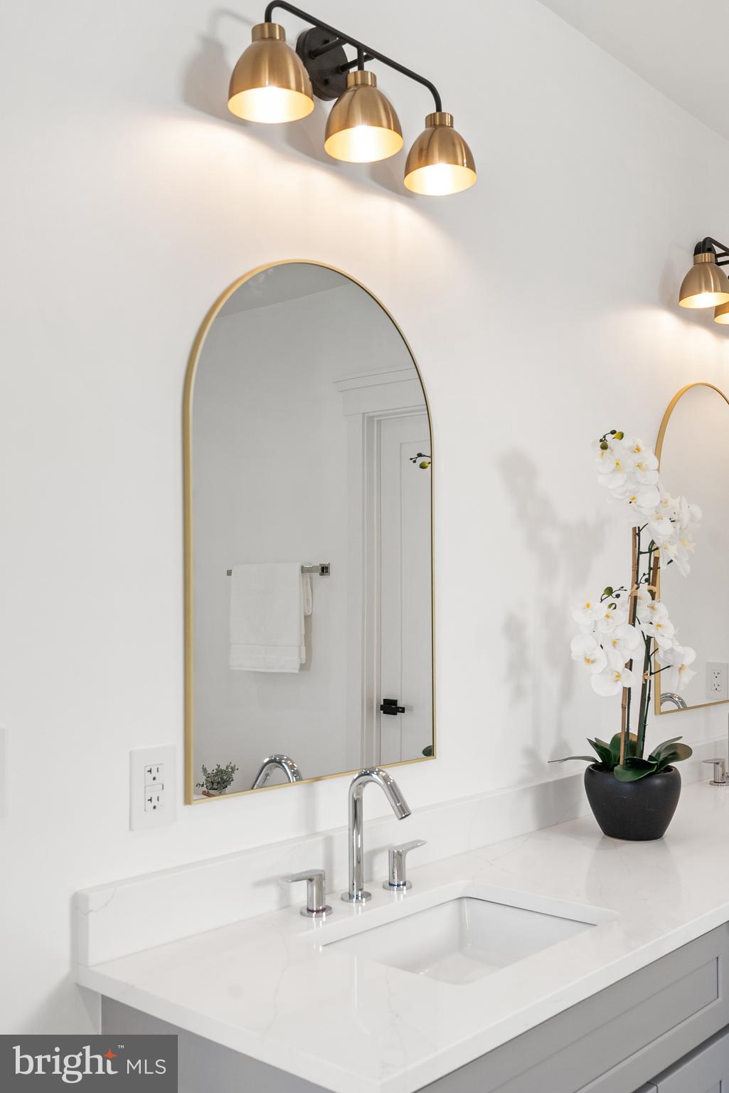 WESTMORELAND HILLS - Residential