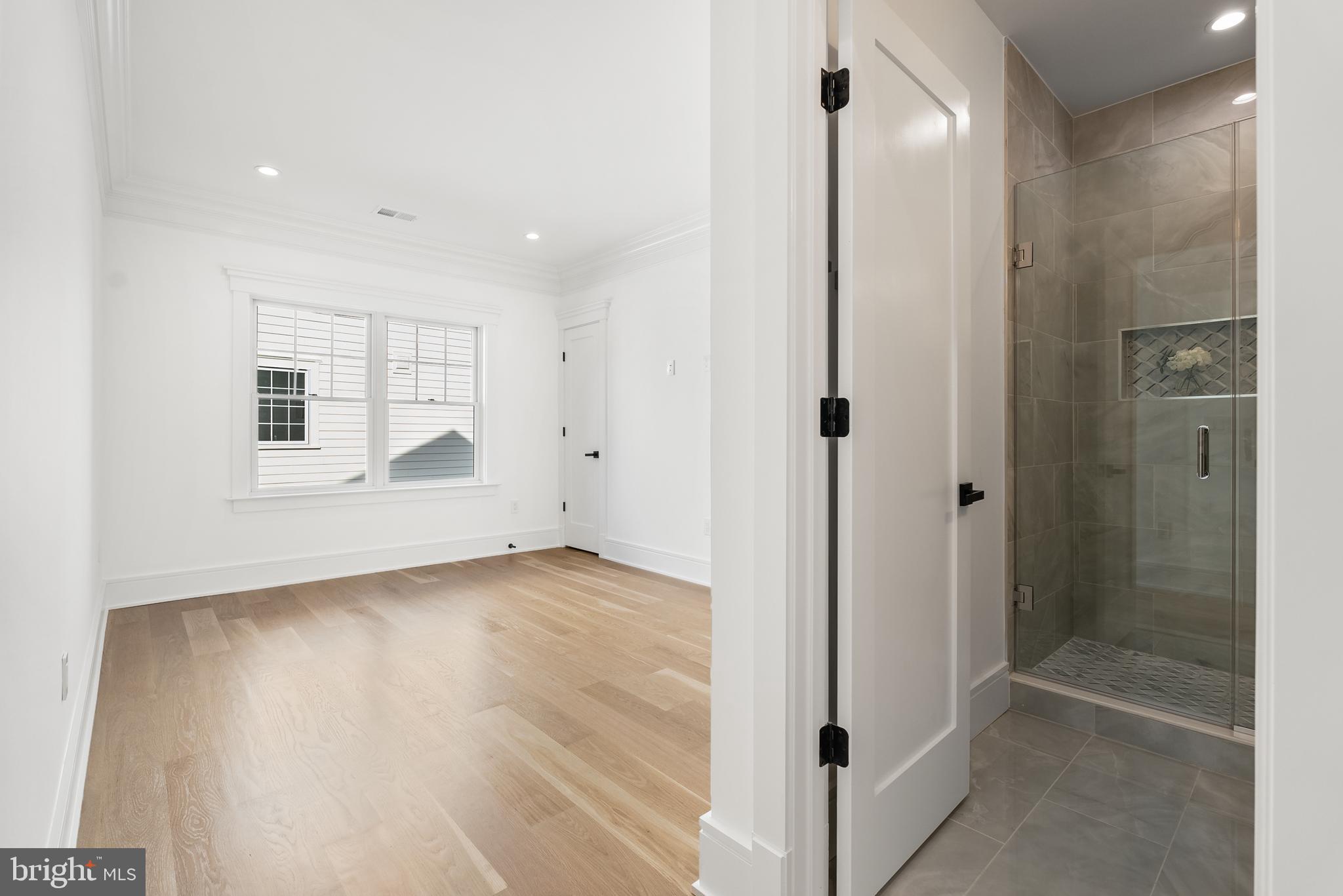 WESTMORELAND HILLS - Residential