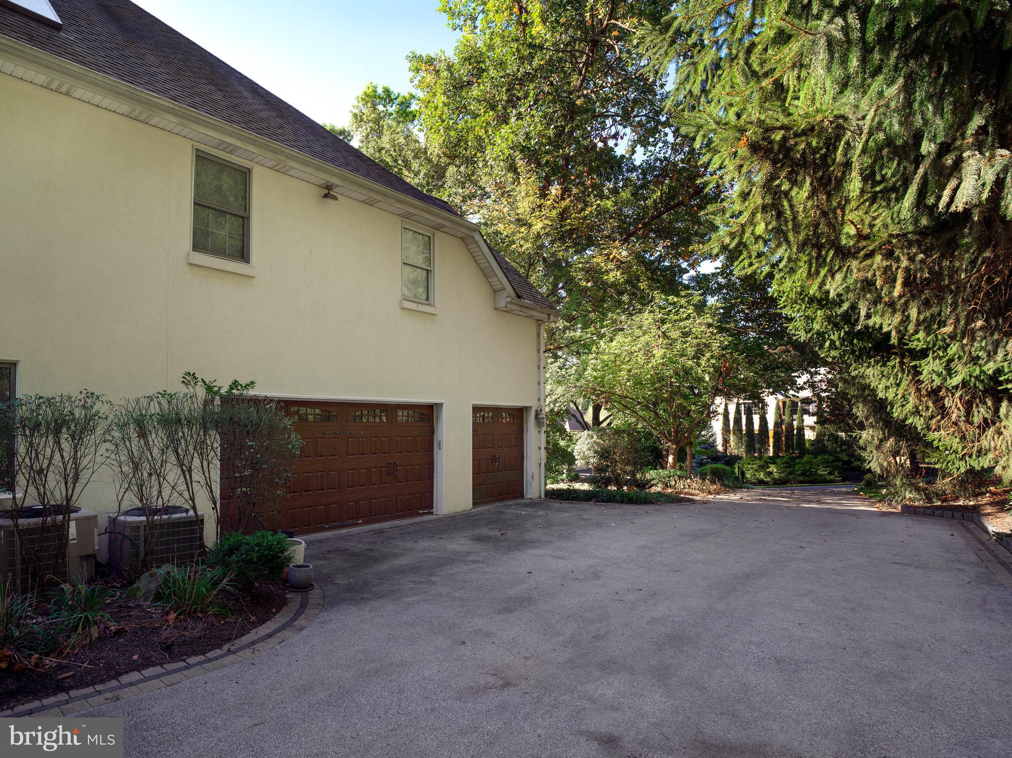 GULPH CREEK - Residential