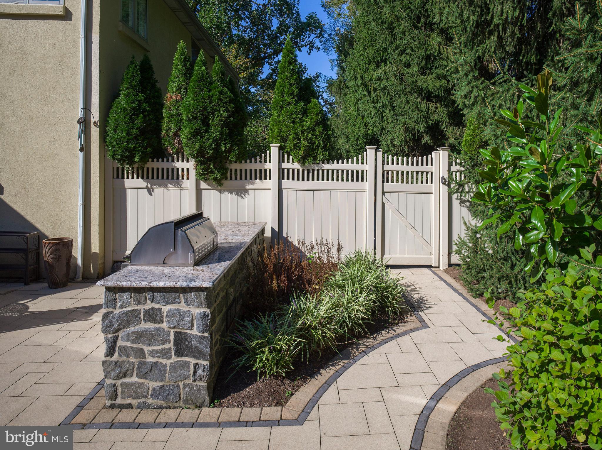 GULPH CREEK - Residential