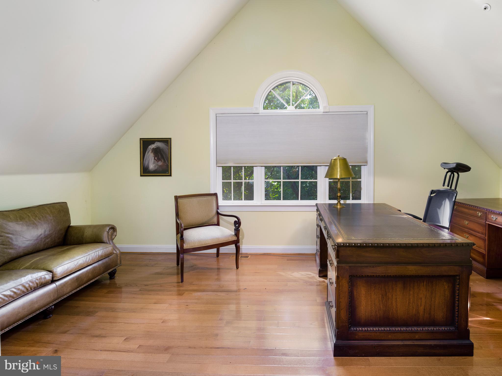 GULPH CREEK - Residential