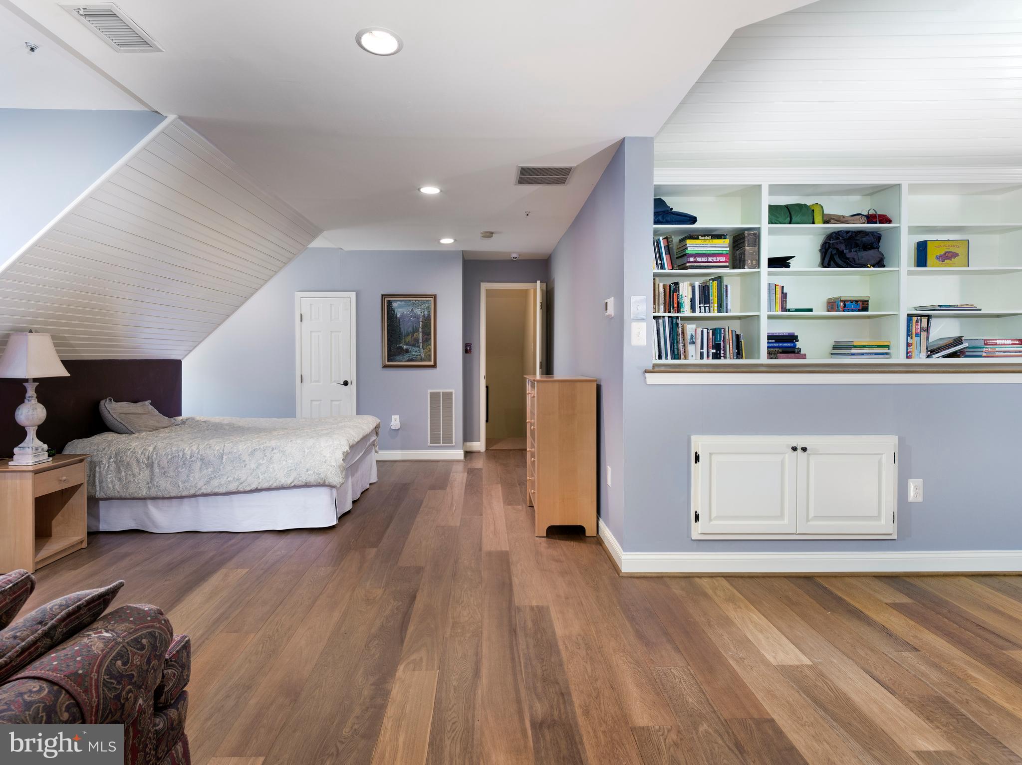 GULPH CREEK - Residential