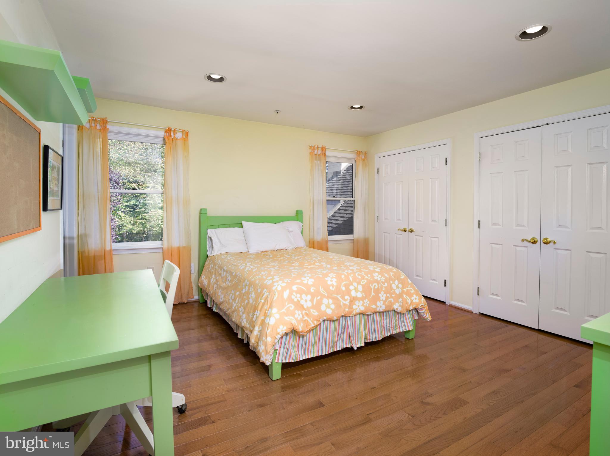 GULPH CREEK - Residential