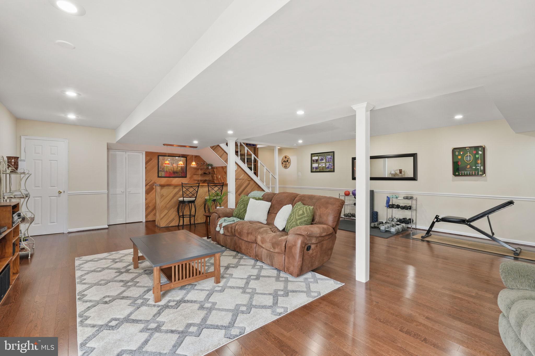 BRETTON WOODS - Residential