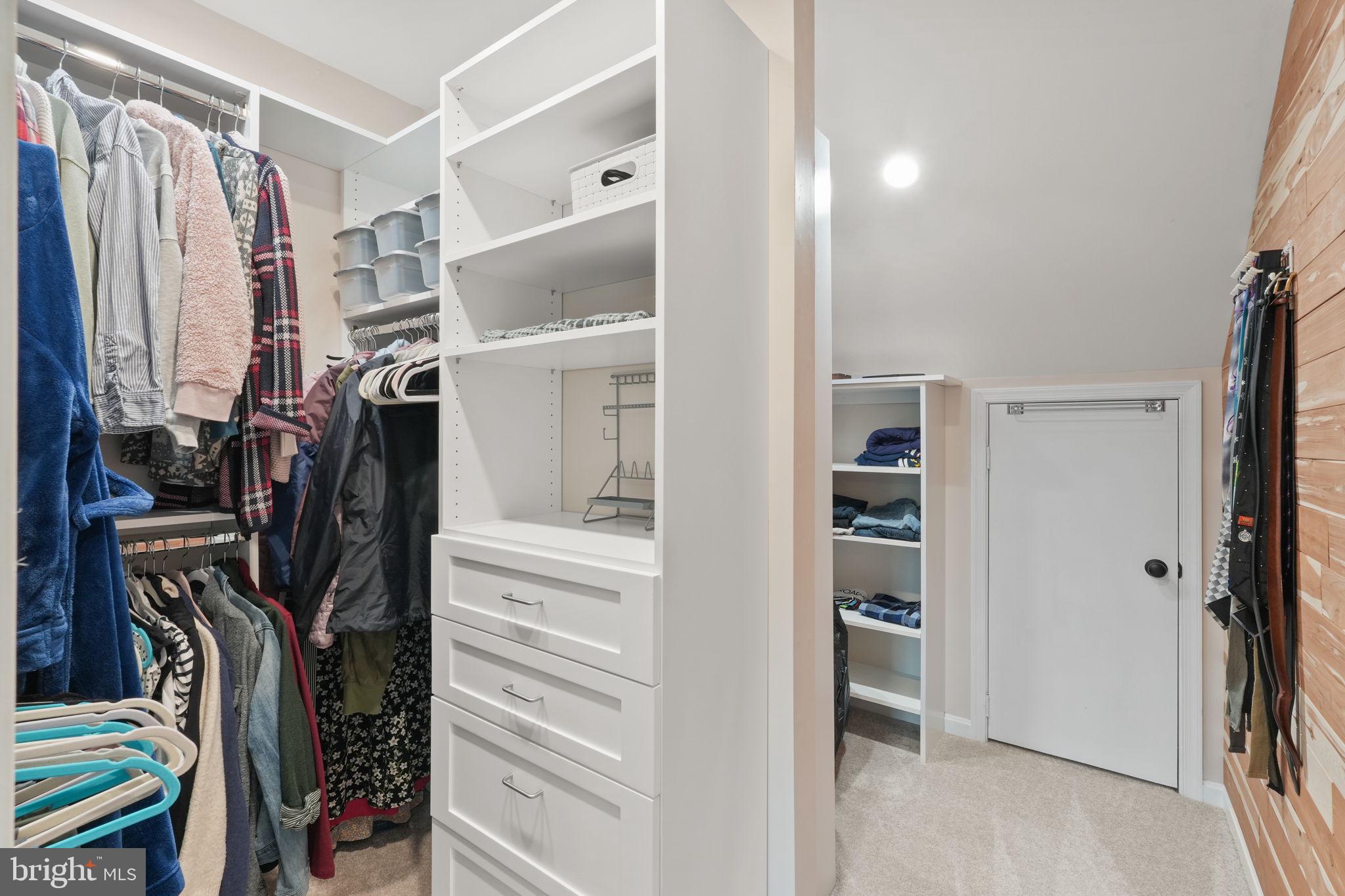 BRETTON WOODS - Residential