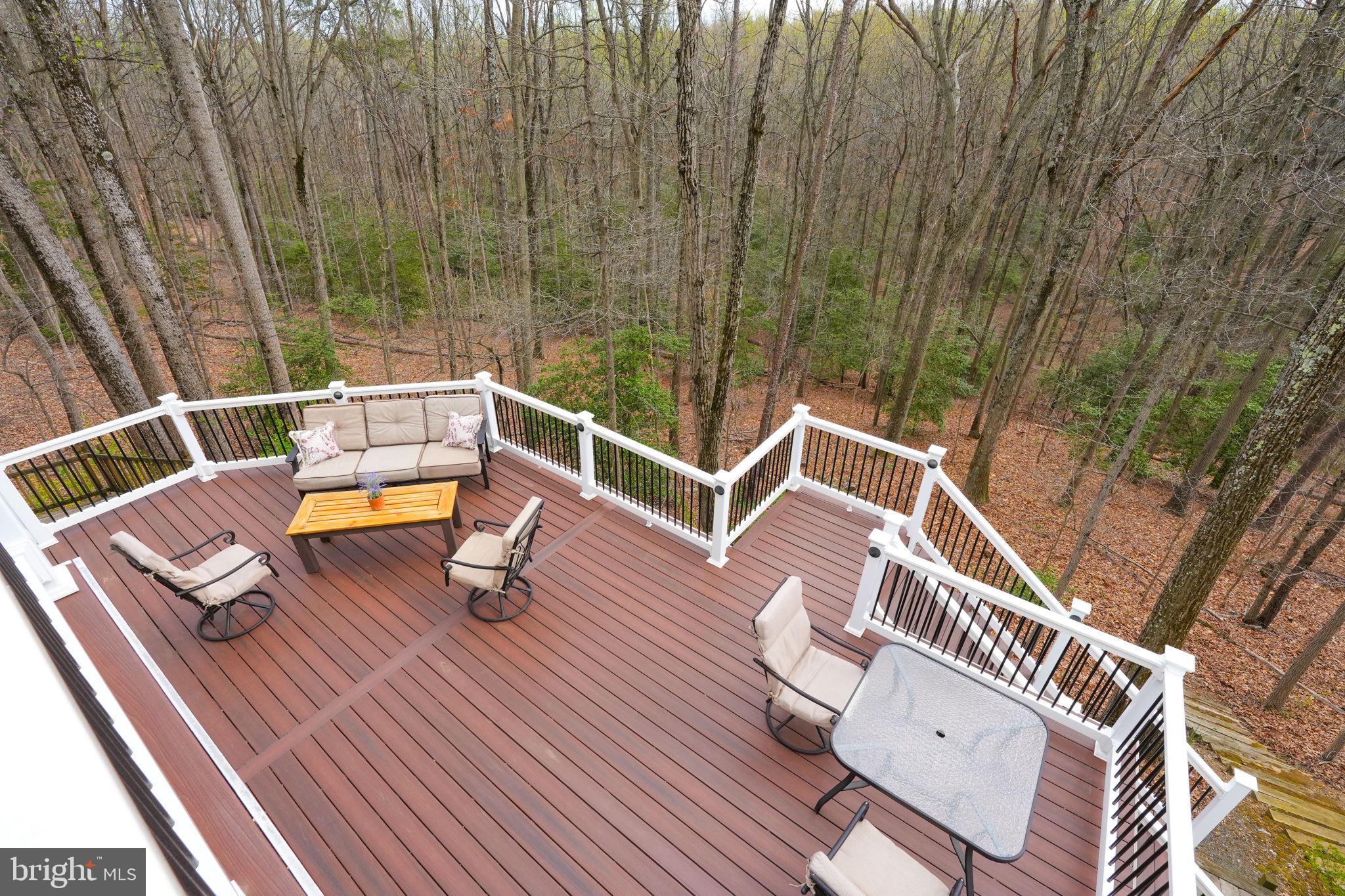 BRETTON WOODS - Residential