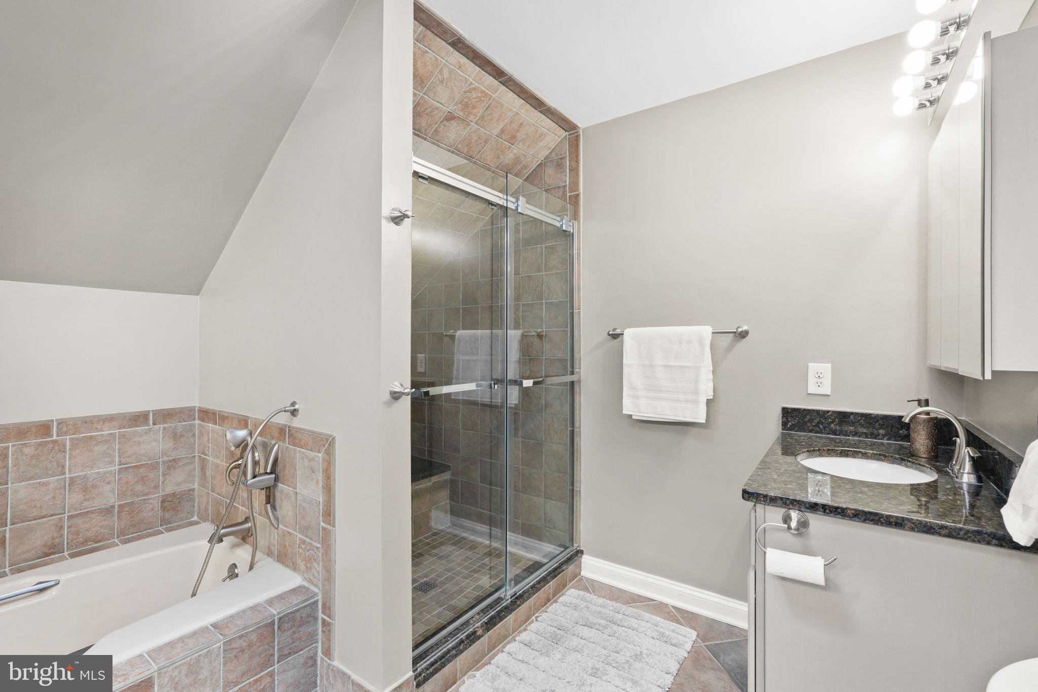 BRETTON WOODS - Residential