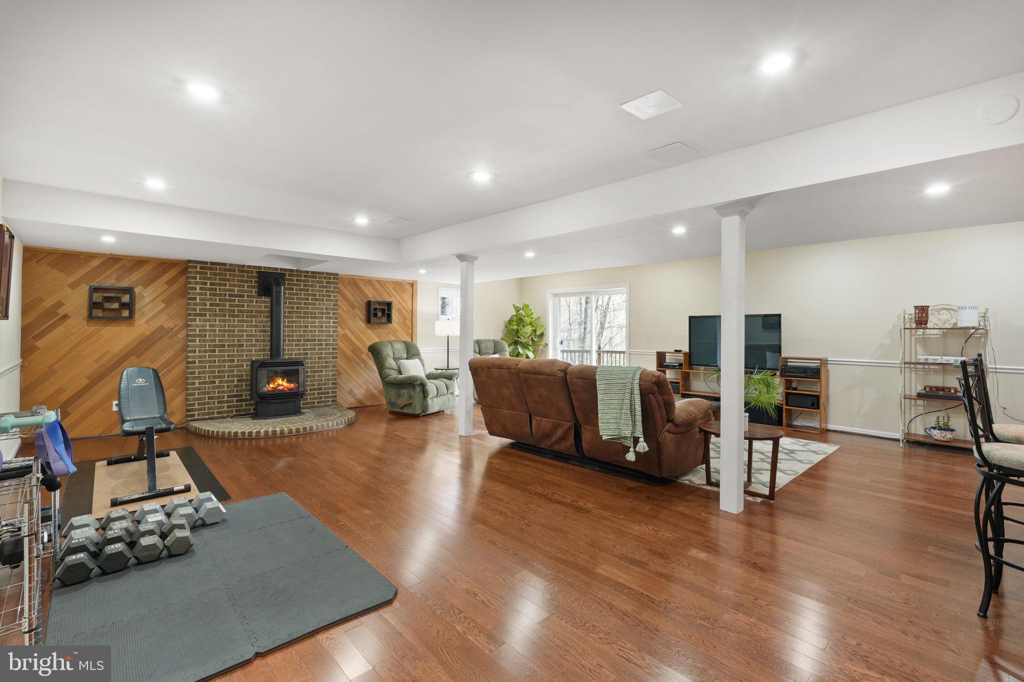 BRETTON WOODS - Residential