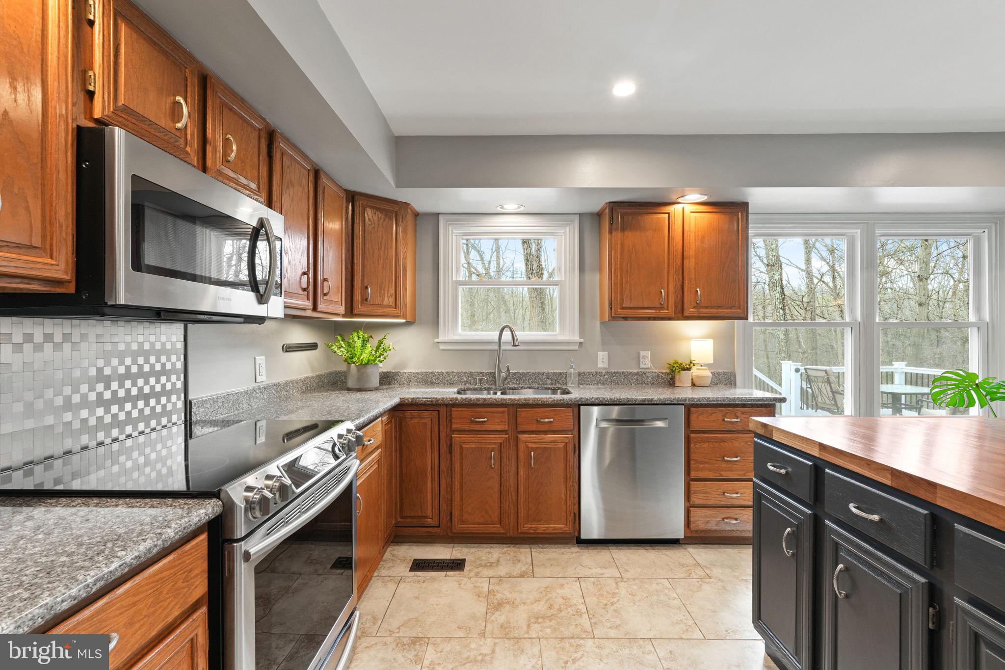 BRETTON WOODS - Residential