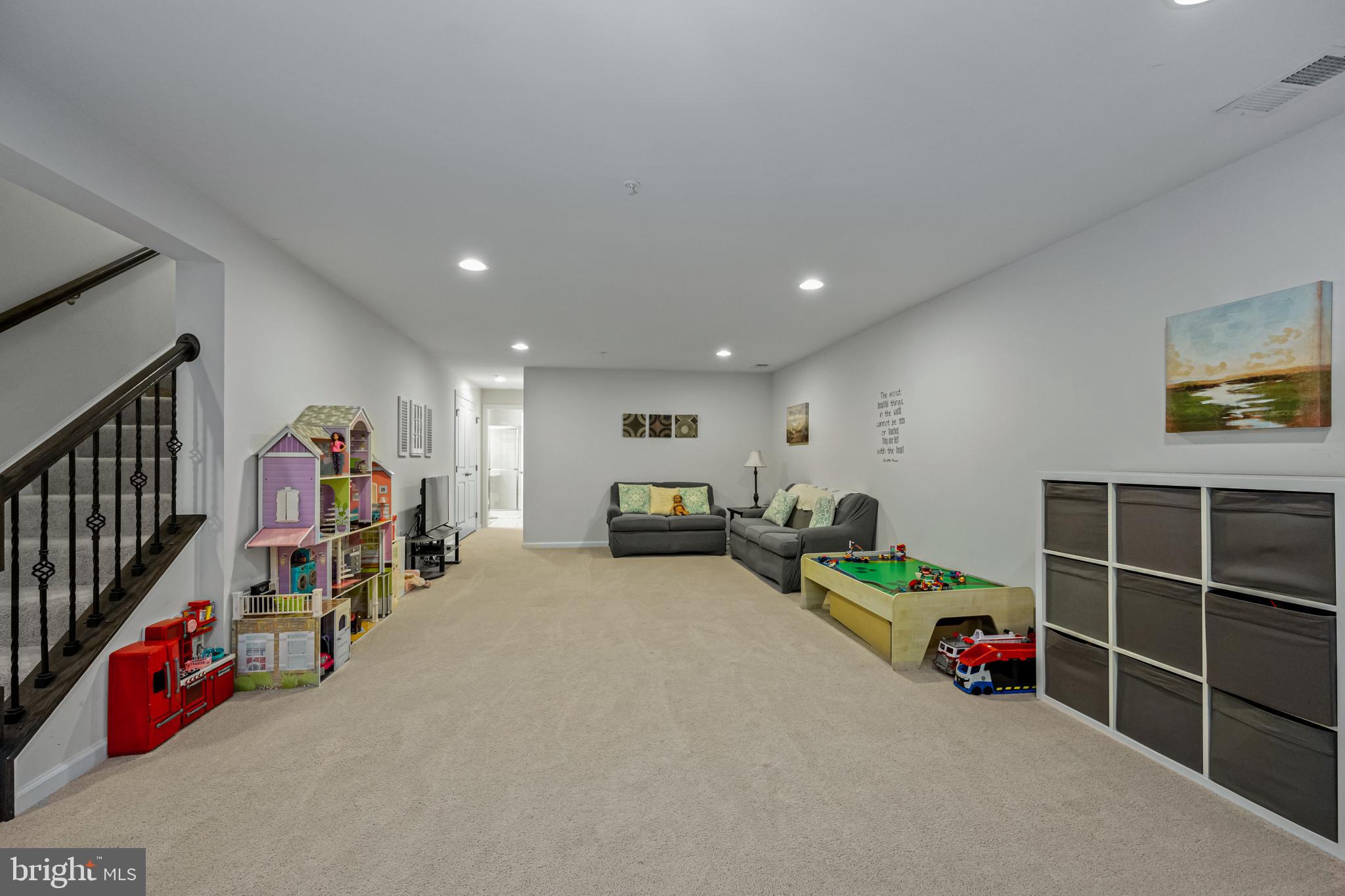 WOODRIDGE AT LAKE LINGANORE - Residential