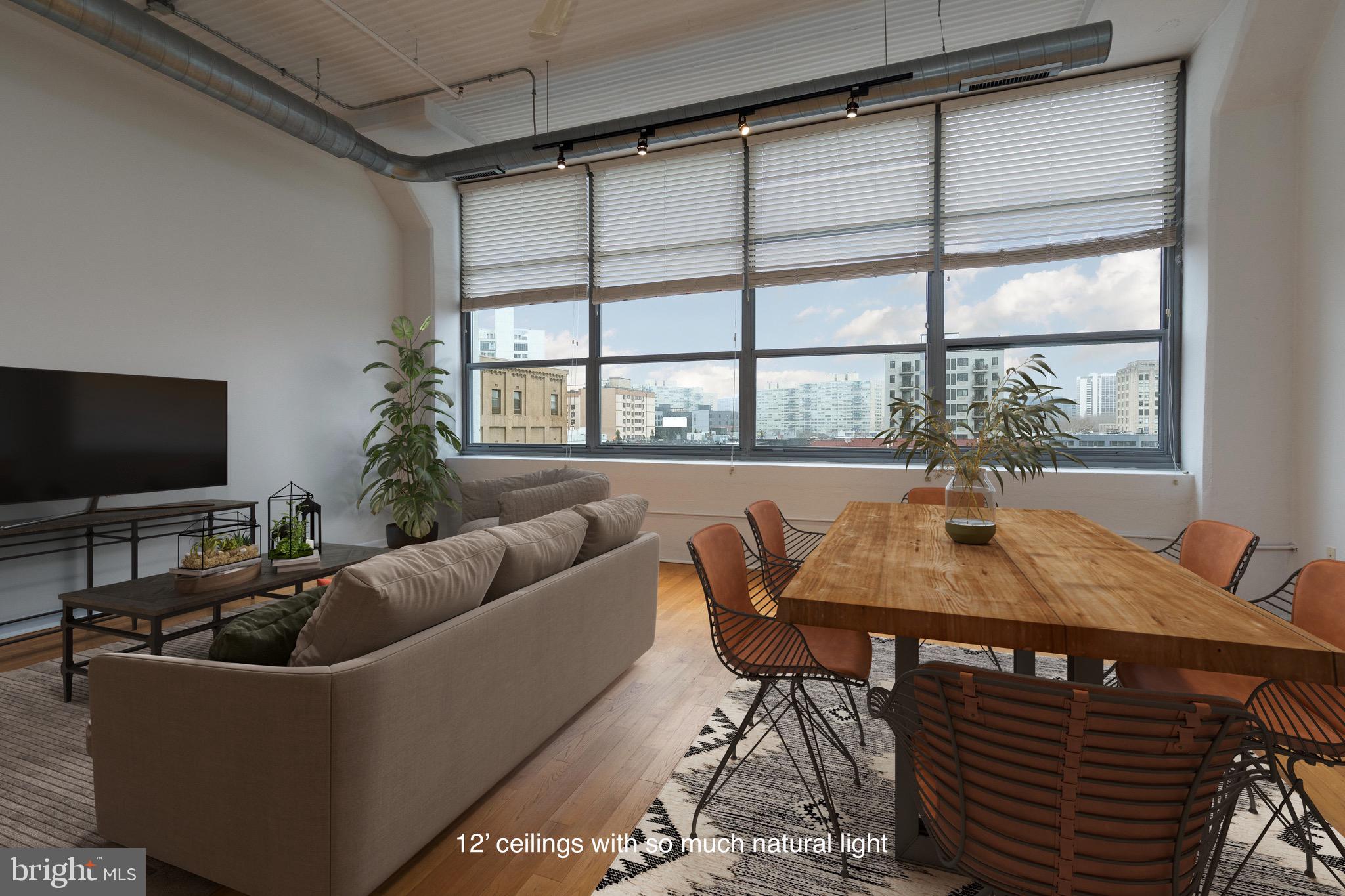 2200 ARCH STREET 28 503