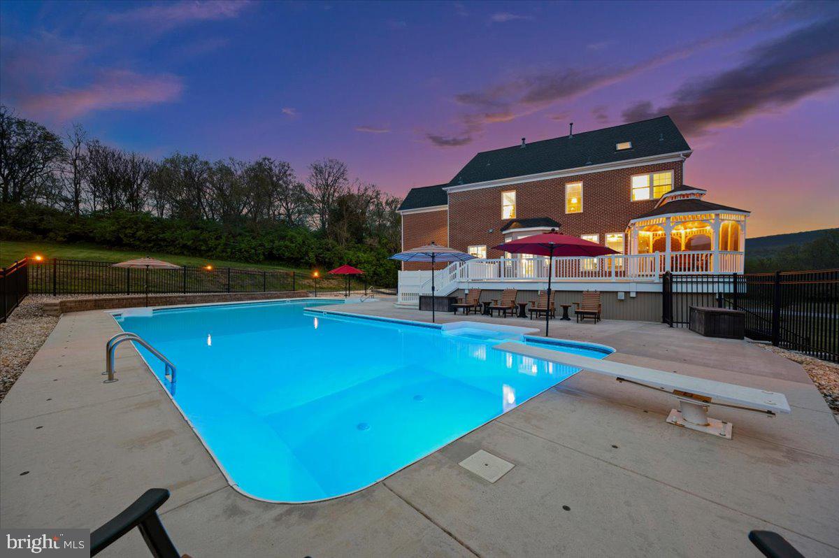 MT AETNA - Residential