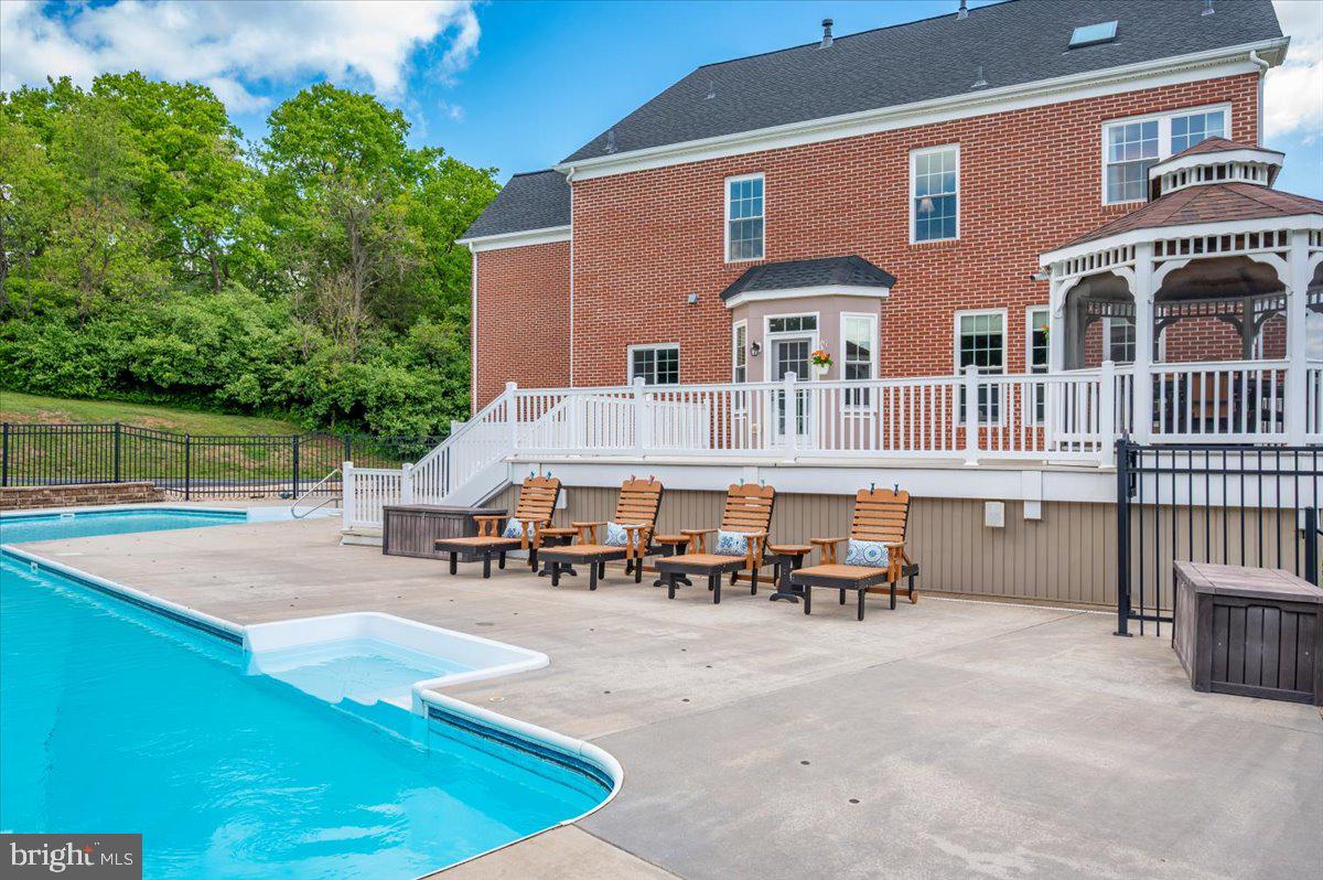 MT AETNA - Residential