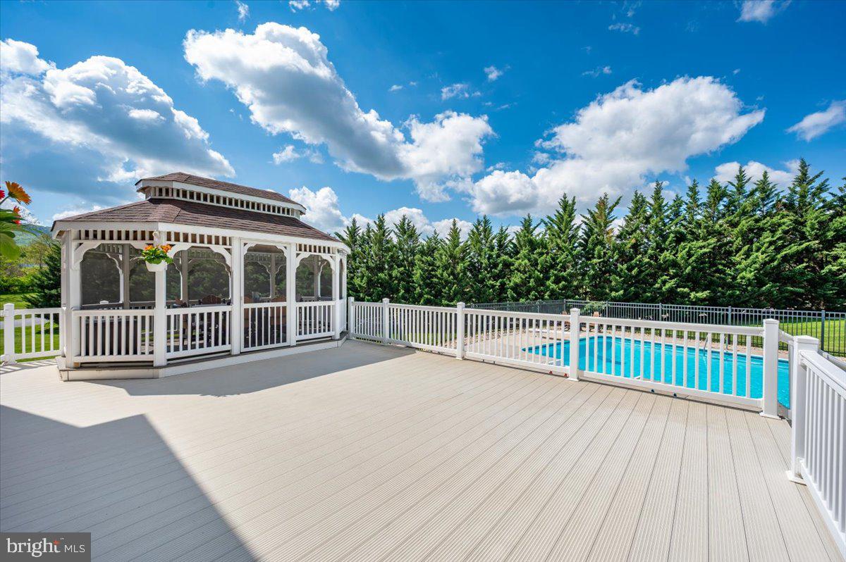 MT AETNA - Residential