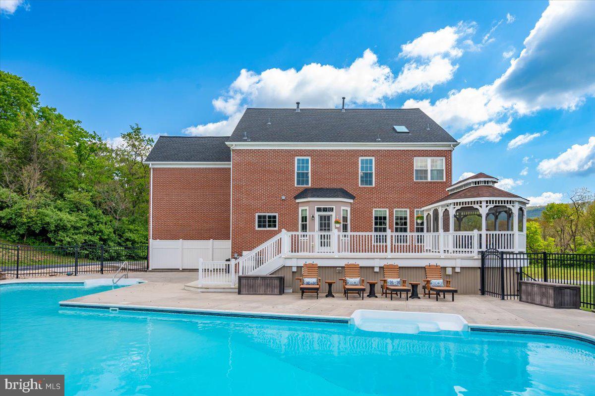MT AETNA - Residential