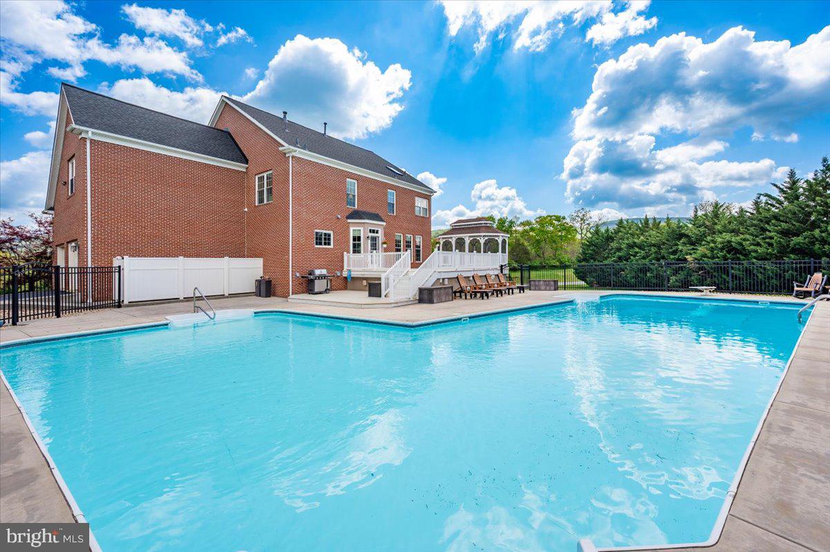 MT AETNA - Residential