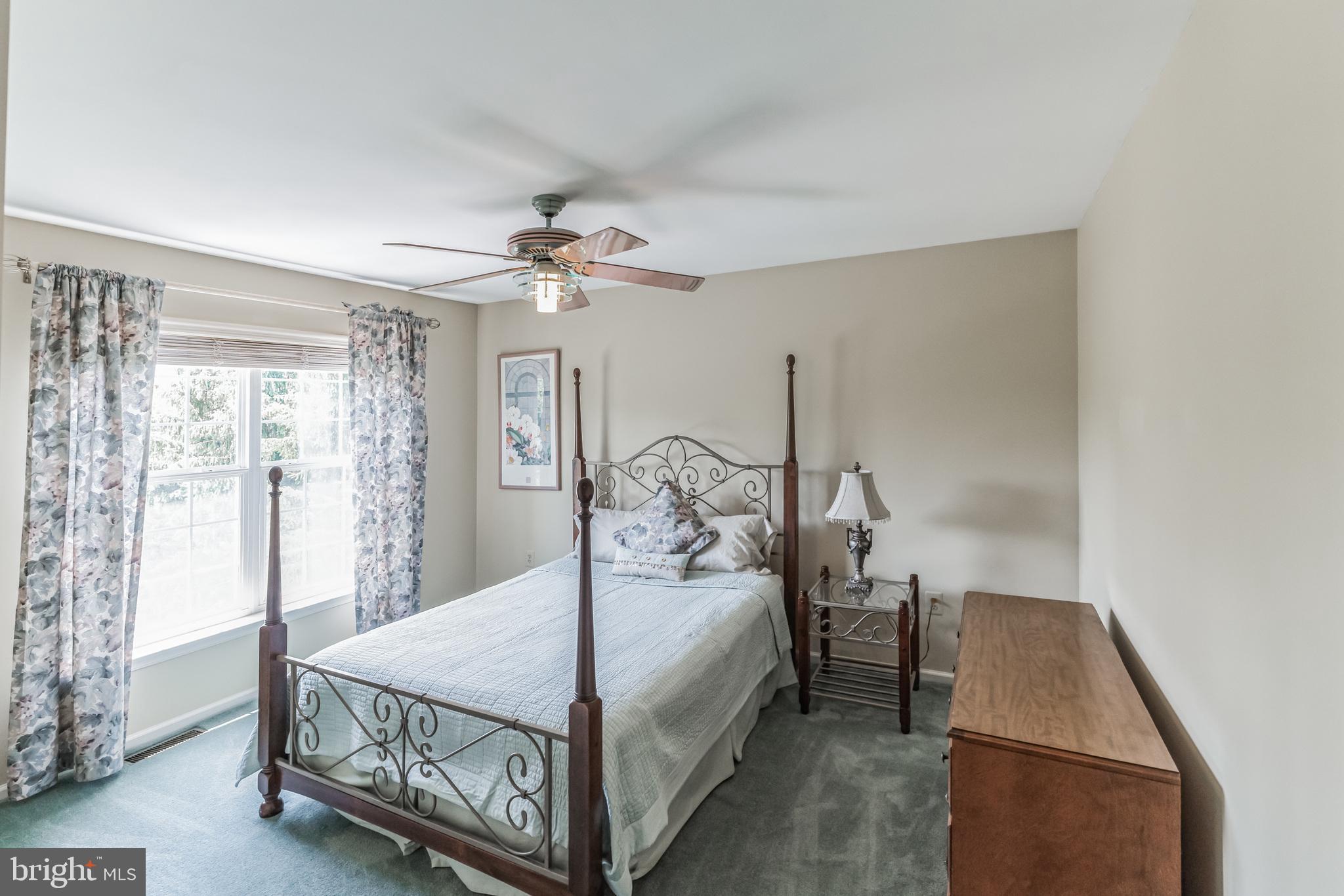 RAVEN HOLLOW - Residential