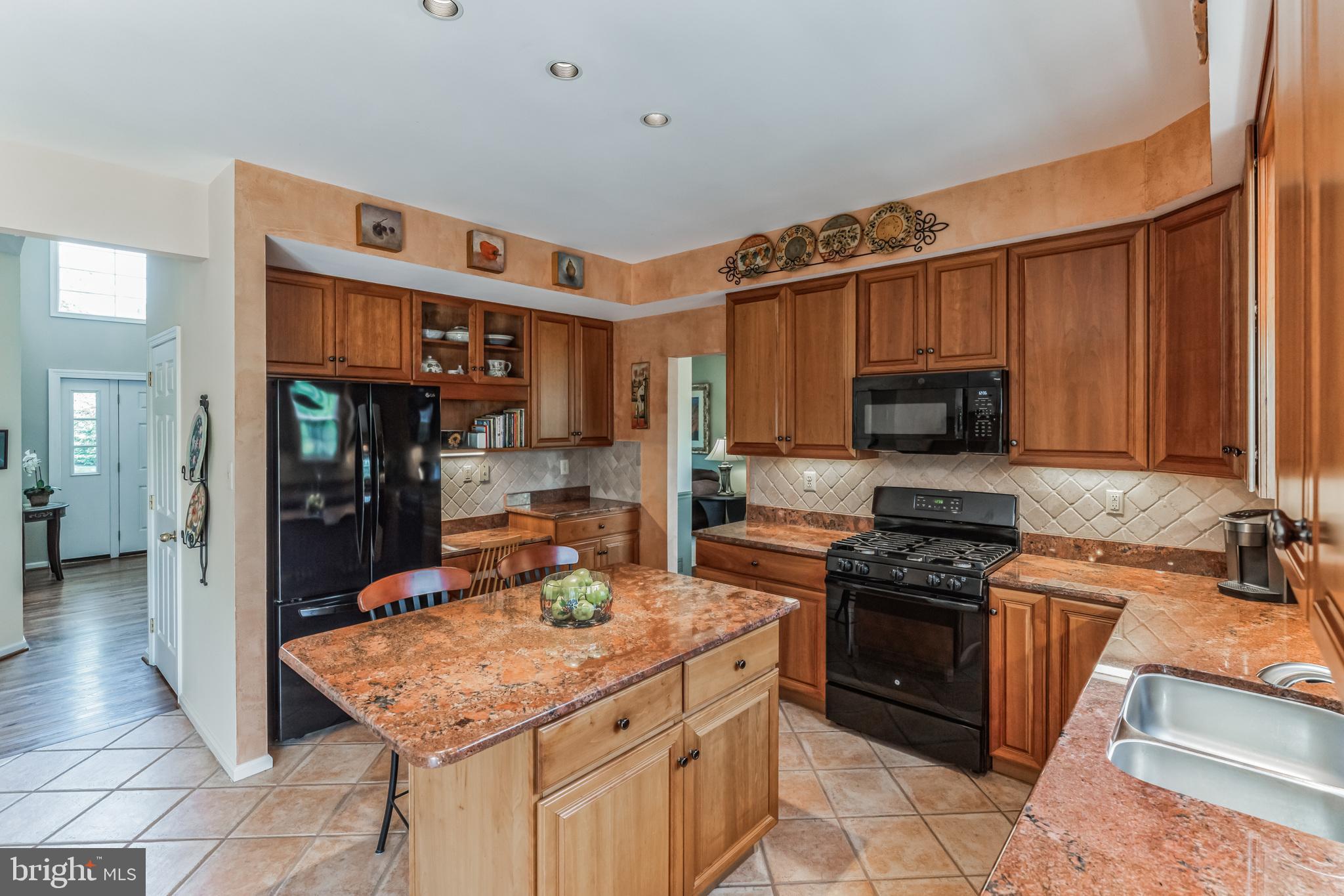 RAVEN HOLLOW - Residential