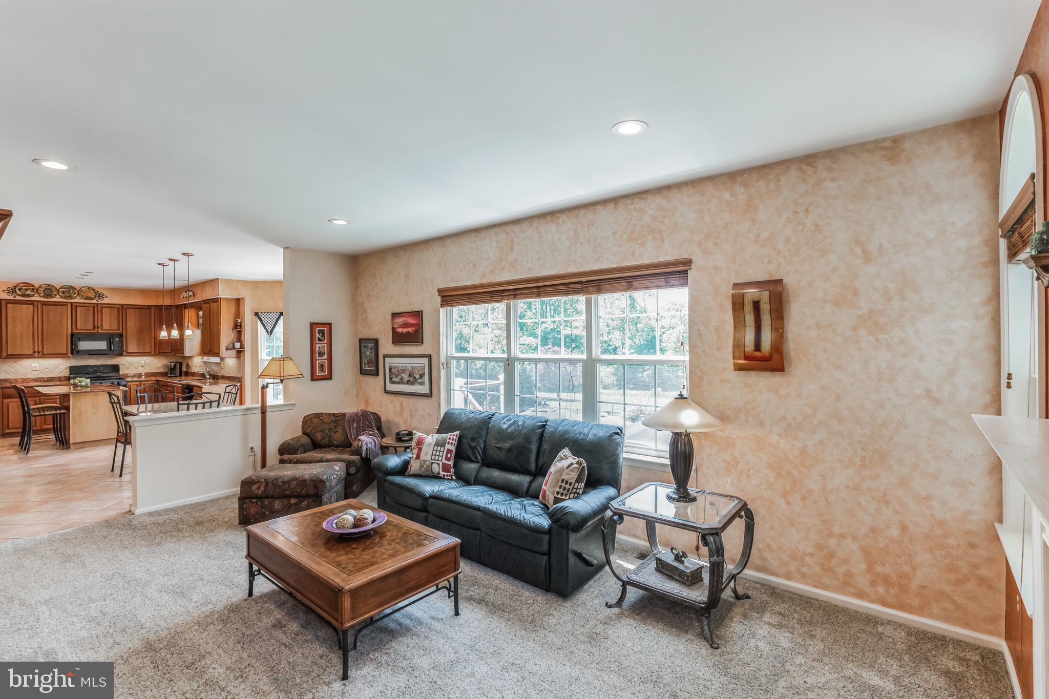 RAVEN HOLLOW - Residential