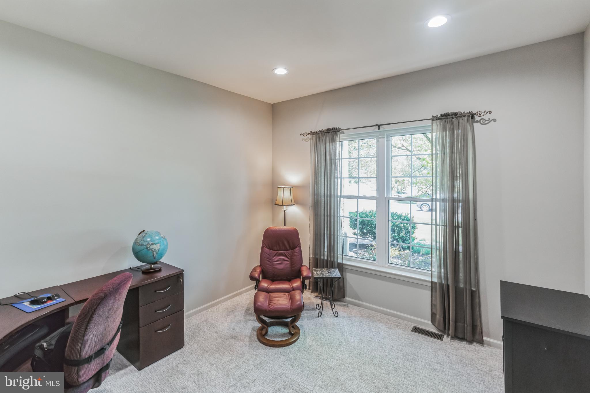 RAVEN HOLLOW - Residential