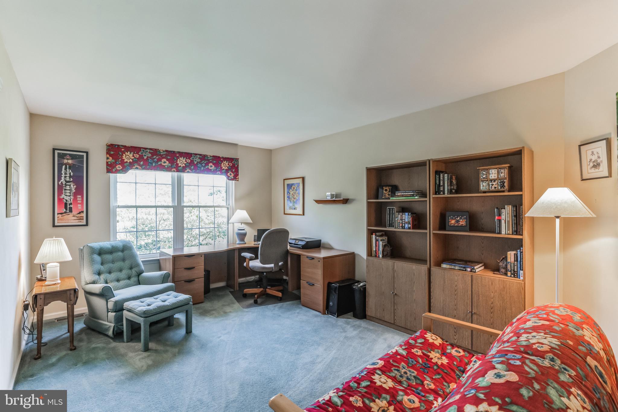 RAVEN HOLLOW - Residential