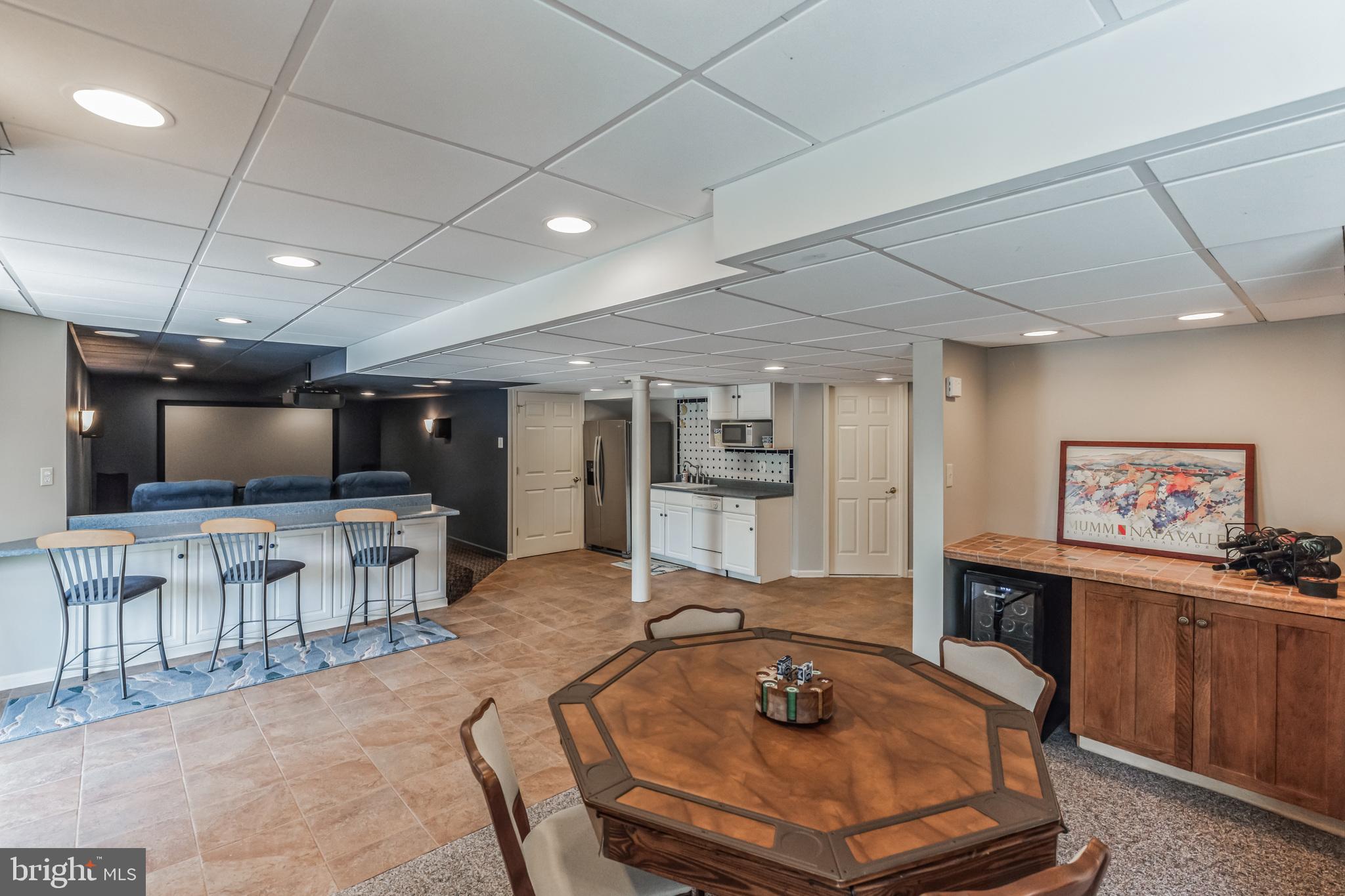 RAVEN HOLLOW - Residential