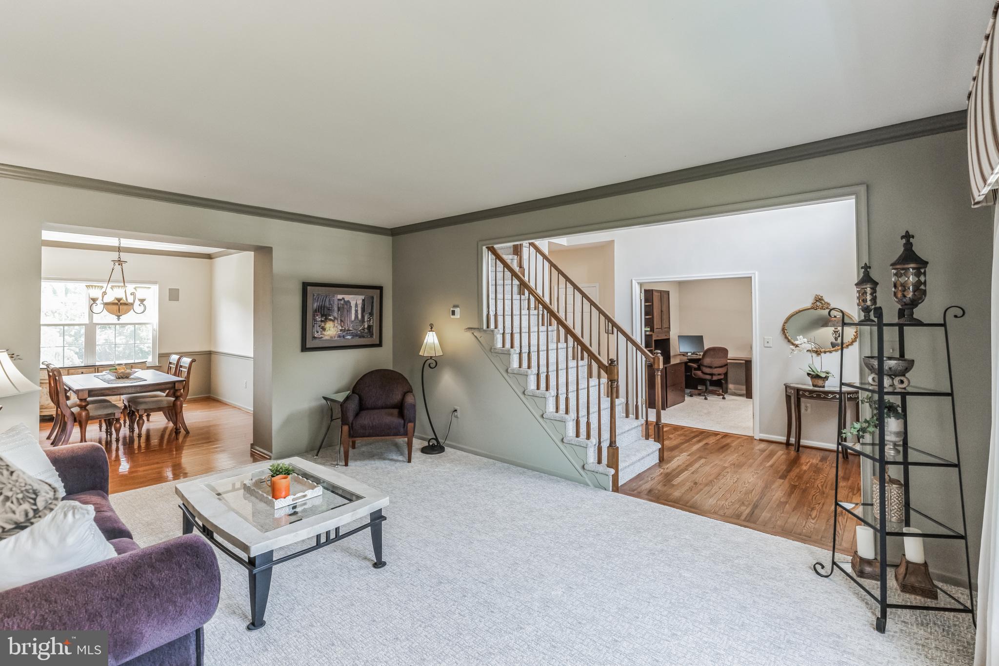 RAVEN HOLLOW - Residential