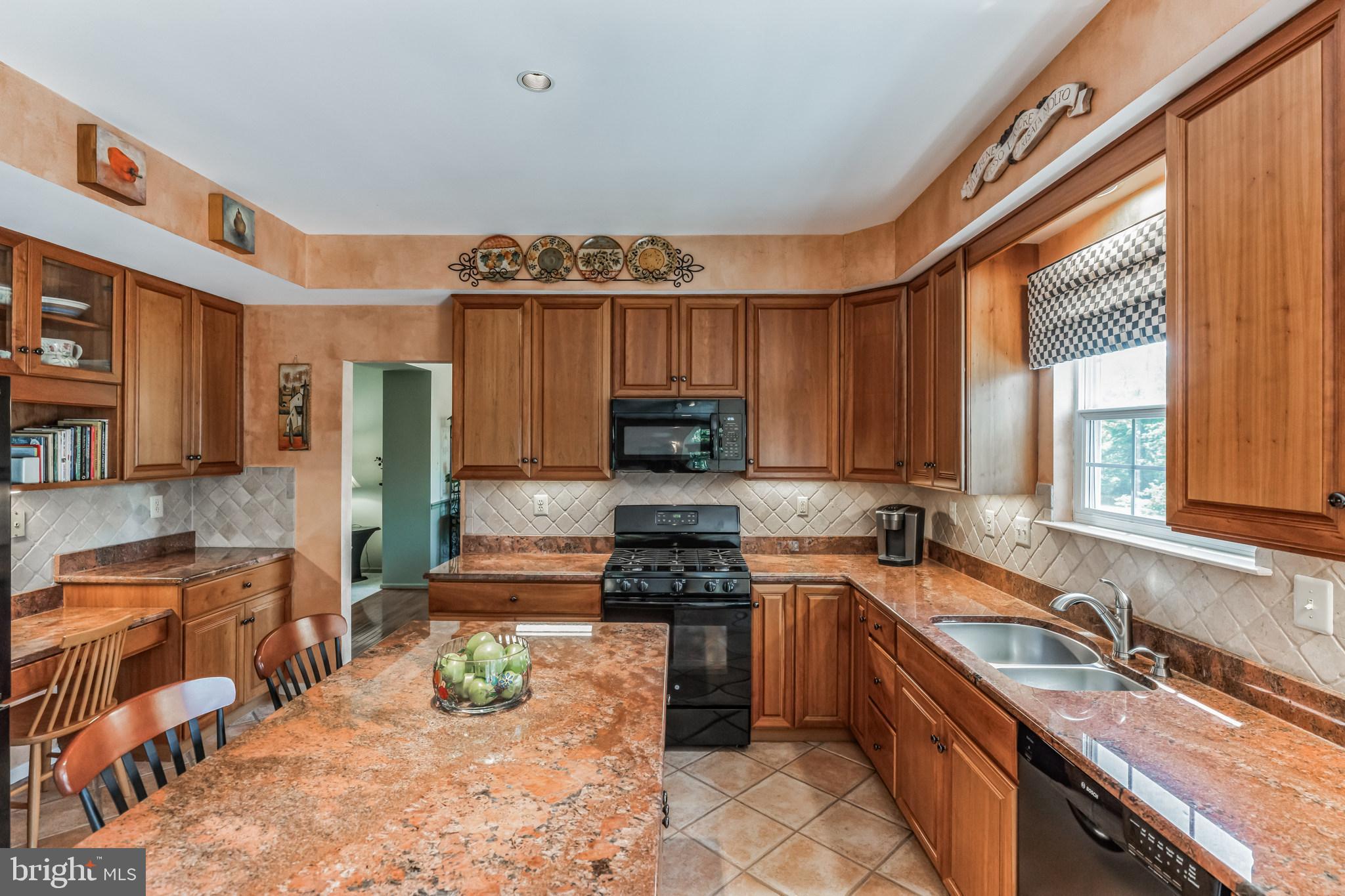 RAVEN HOLLOW - Residential