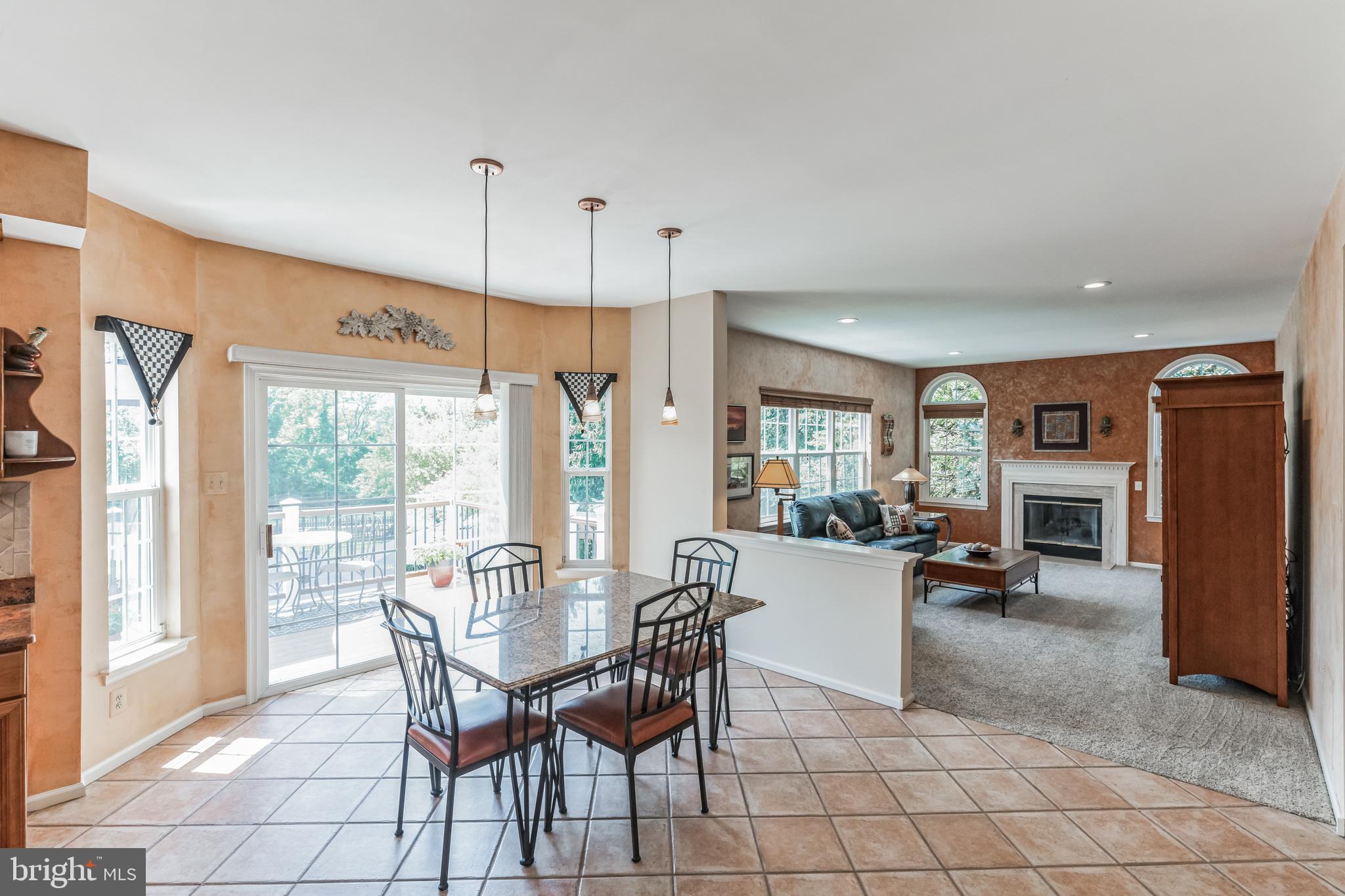 RAVEN HOLLOW - Residential